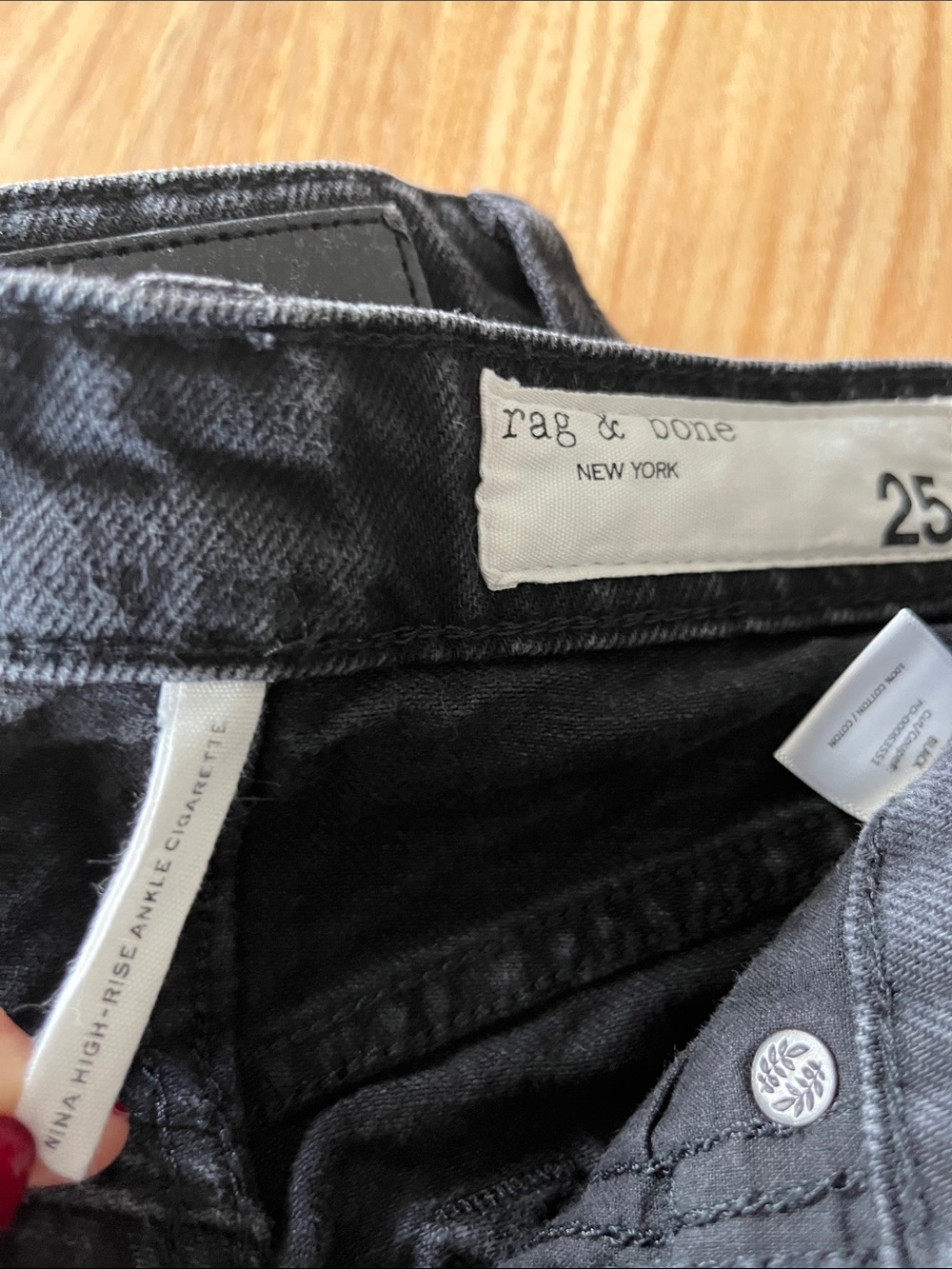 rag & bone women’s  Black Skinny High-Rise Jeans